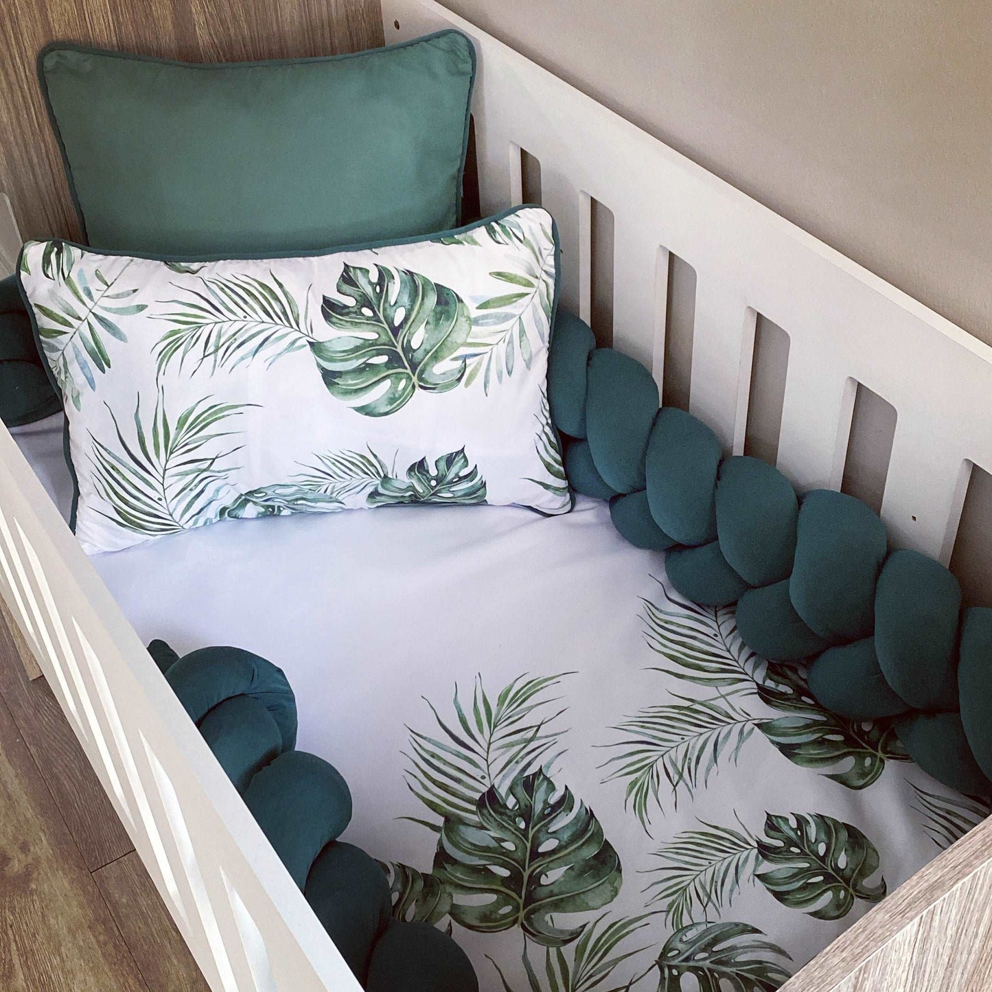 Cot Bedding - Emerald Green Leaf Set 02