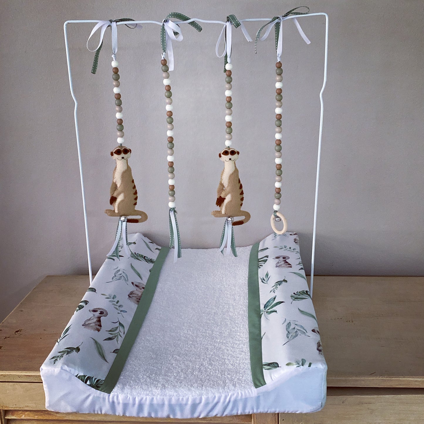 Cot Bedding - Meerkat Set 01