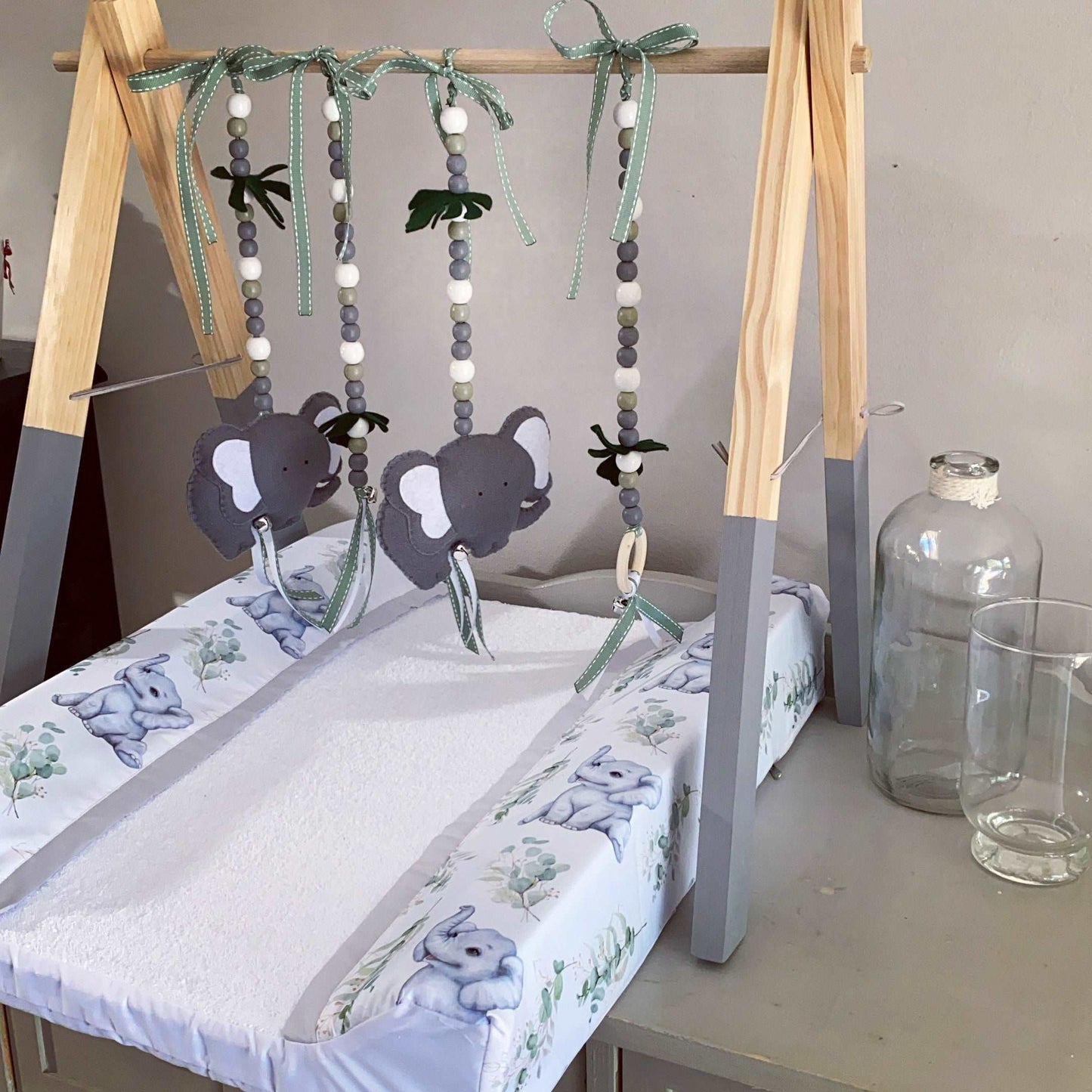 Cot Bedding - Sage Elephant Set 01
