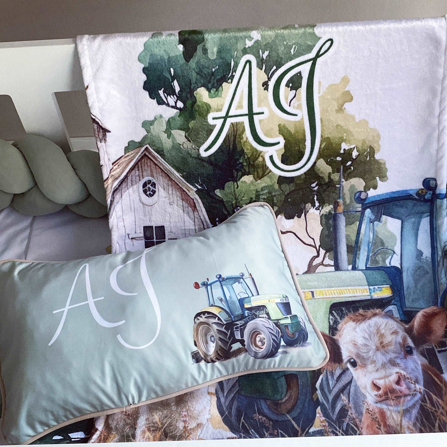 Cot Bedding - On the Farm Sage Set 01