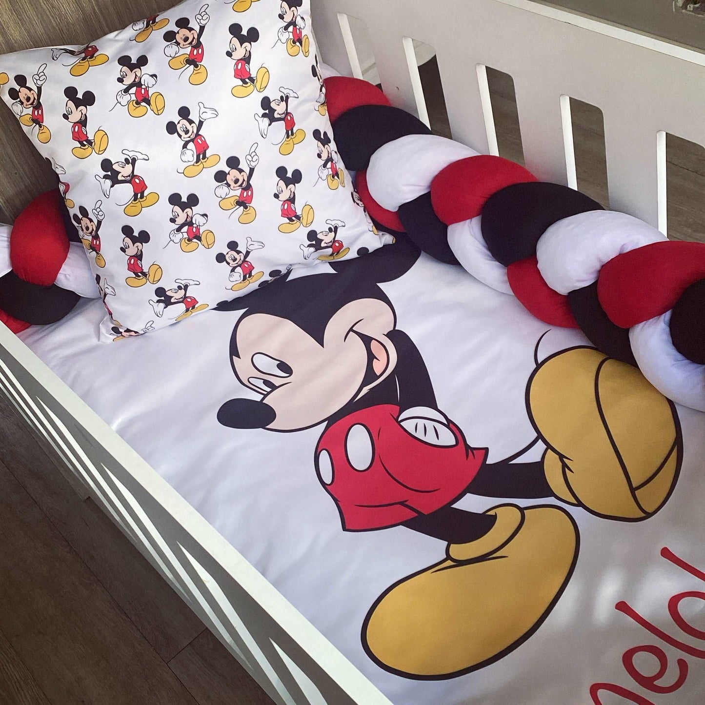 Cot Bedding - Mickey Mouse 01
