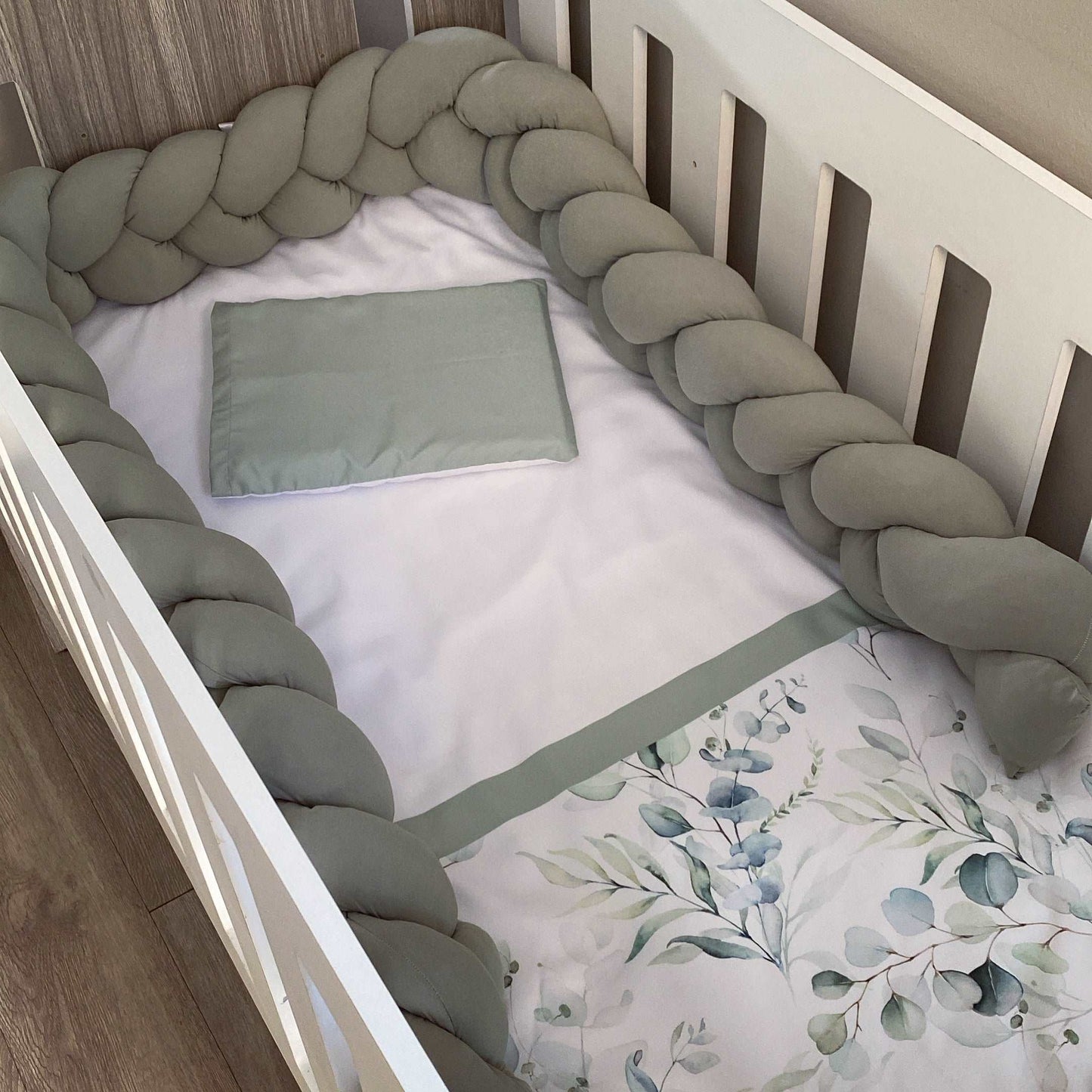 Cot Bedding - Eucalyptus Leaf Set 02