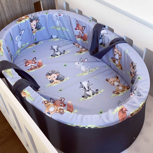 Carry Cot - Woodlands 02