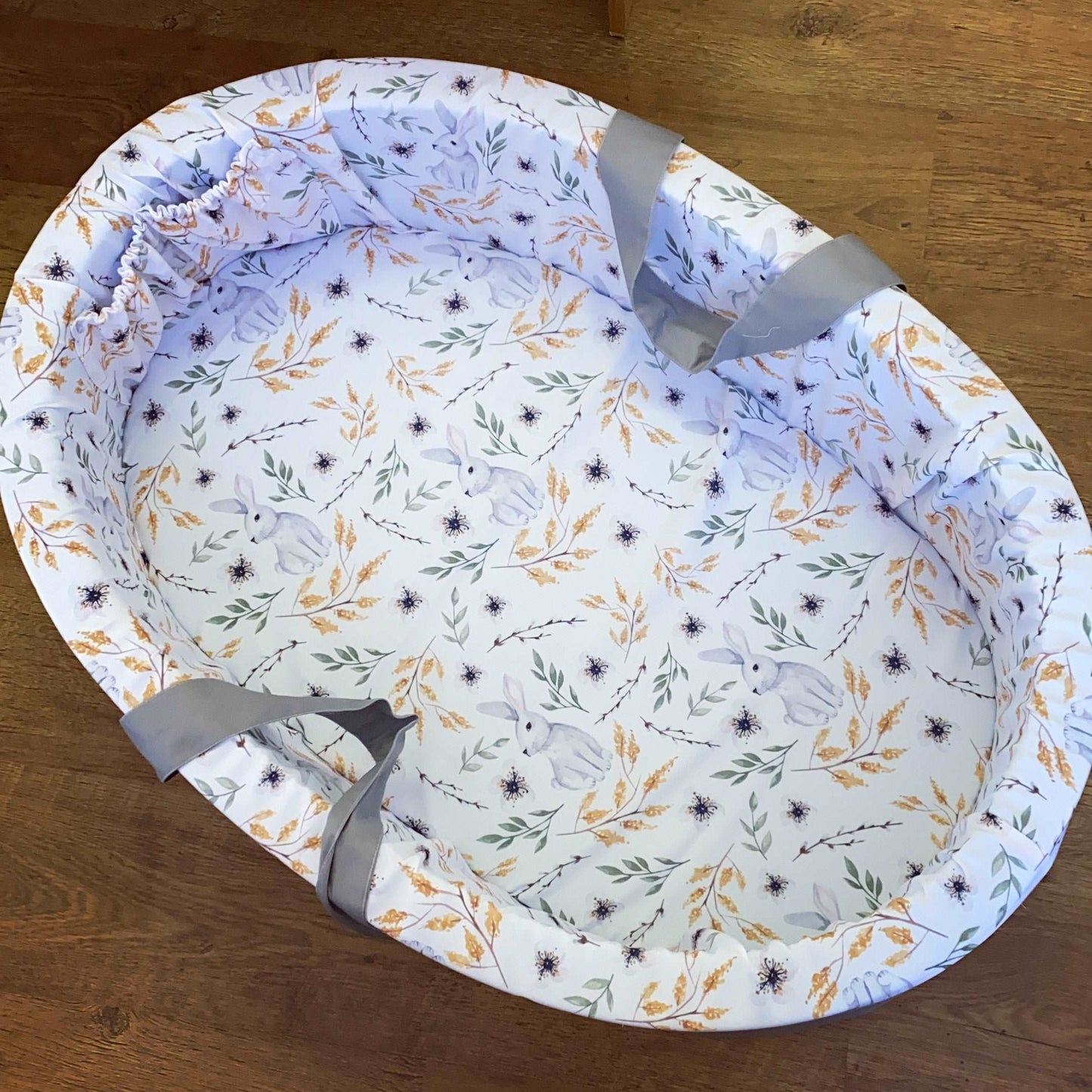 Carry Cot - Bunny 01