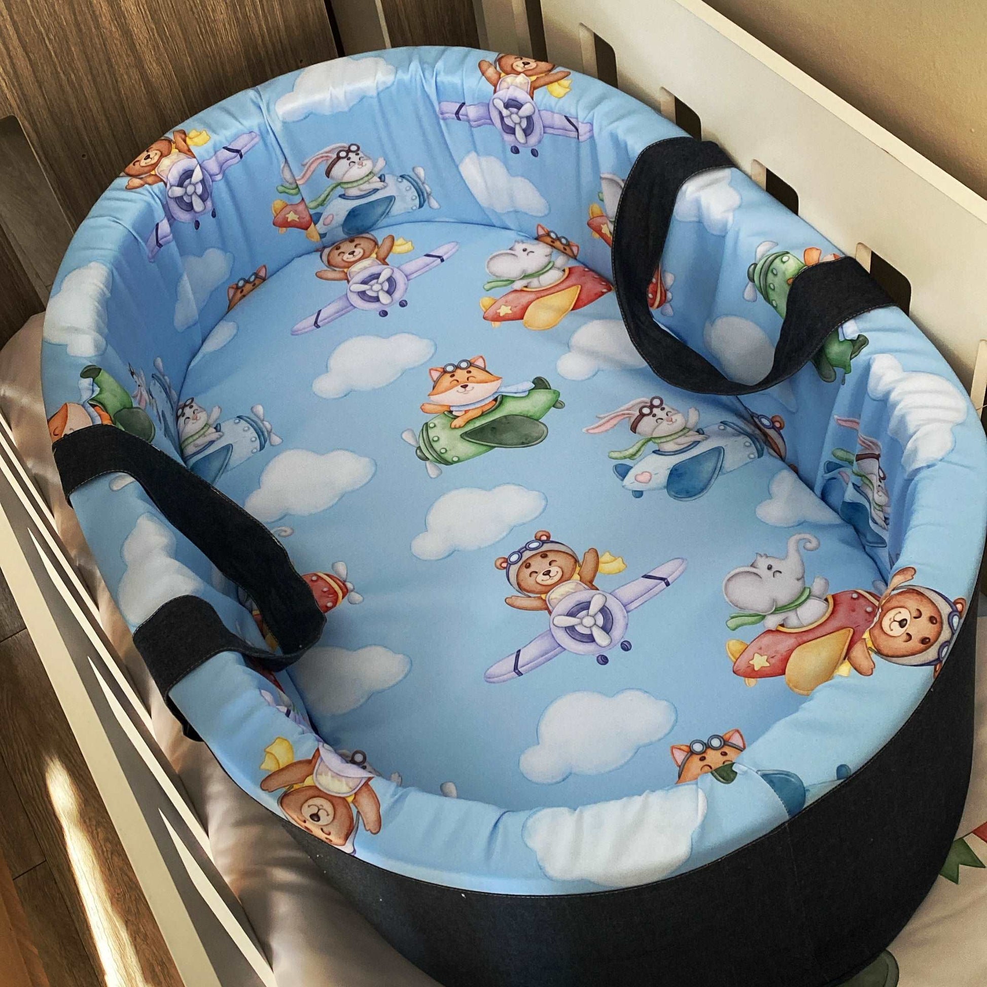 Carry Cot - Animals Plane 01