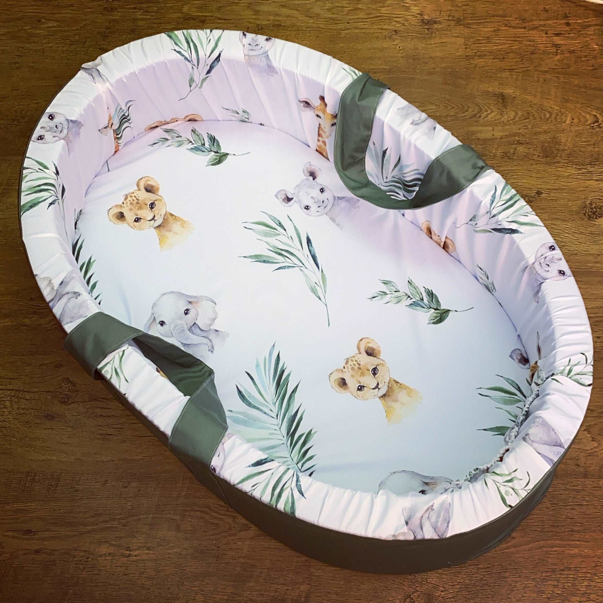 Carry Cot - Safari 8