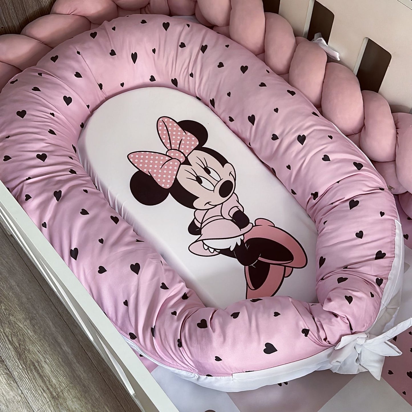Nest - Minnie Mouse 01