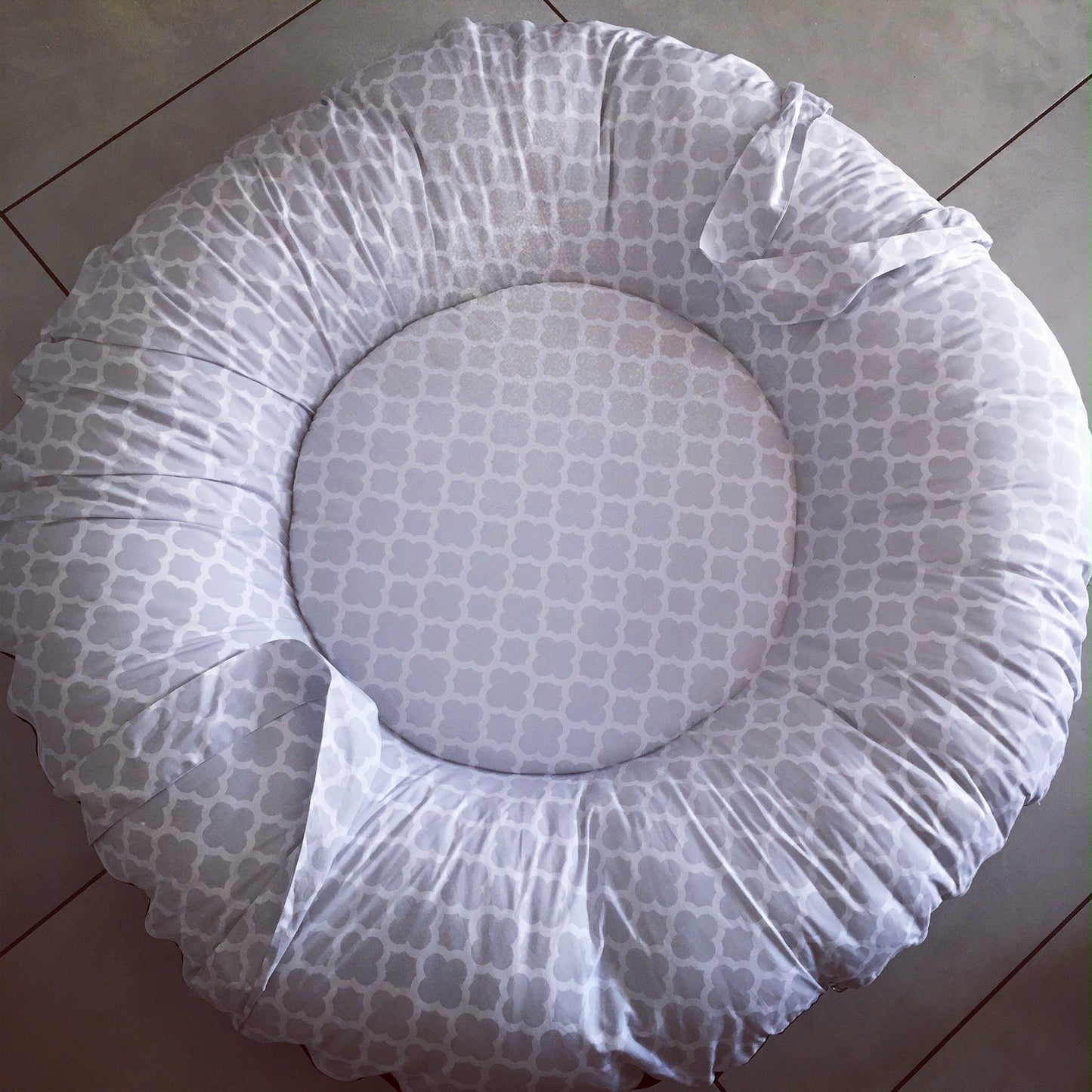 Doughnut - Grey Flower 01