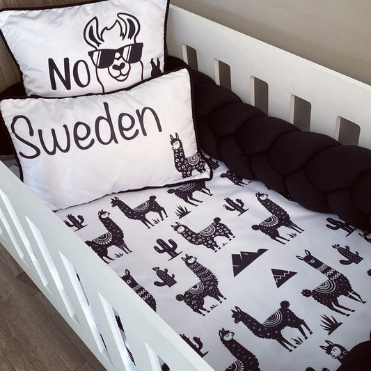 Cot Bedding - Black Llama Set 01