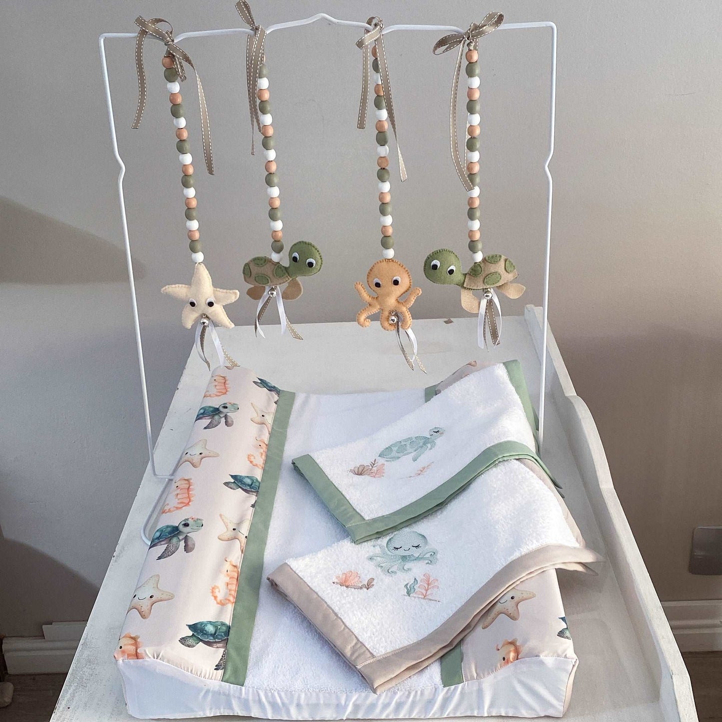 Cot Bedding - Coral Turtle Set 01