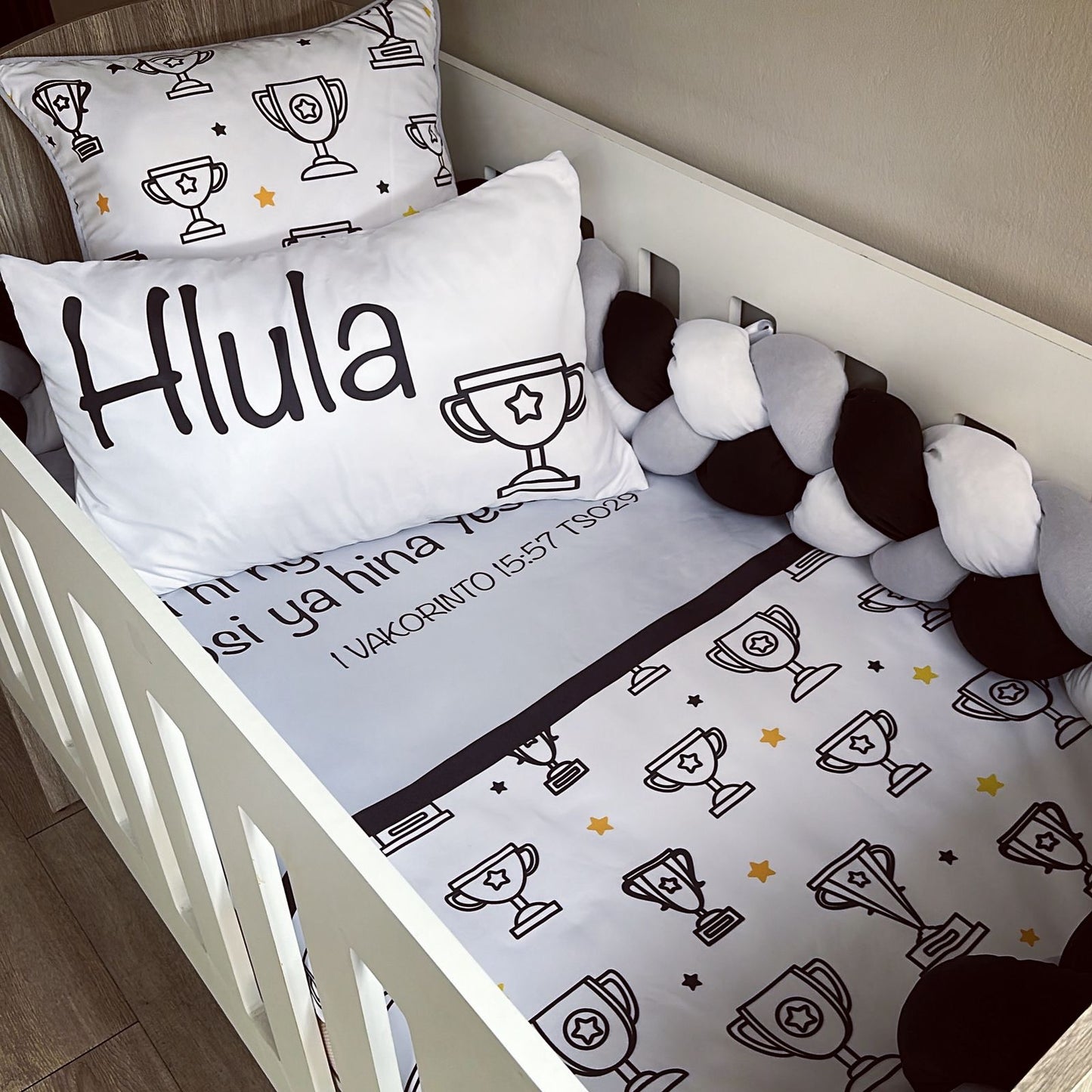 Cot Bedding - Black Trophy Set 01