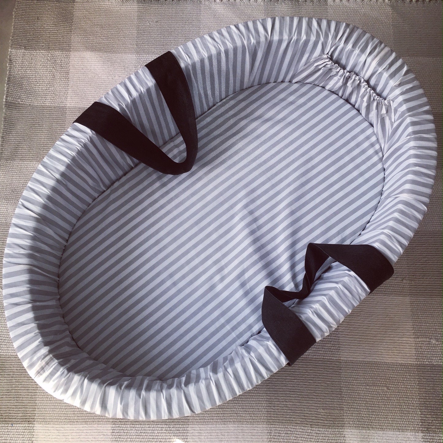 Carry Cot - Grey Stripe 02