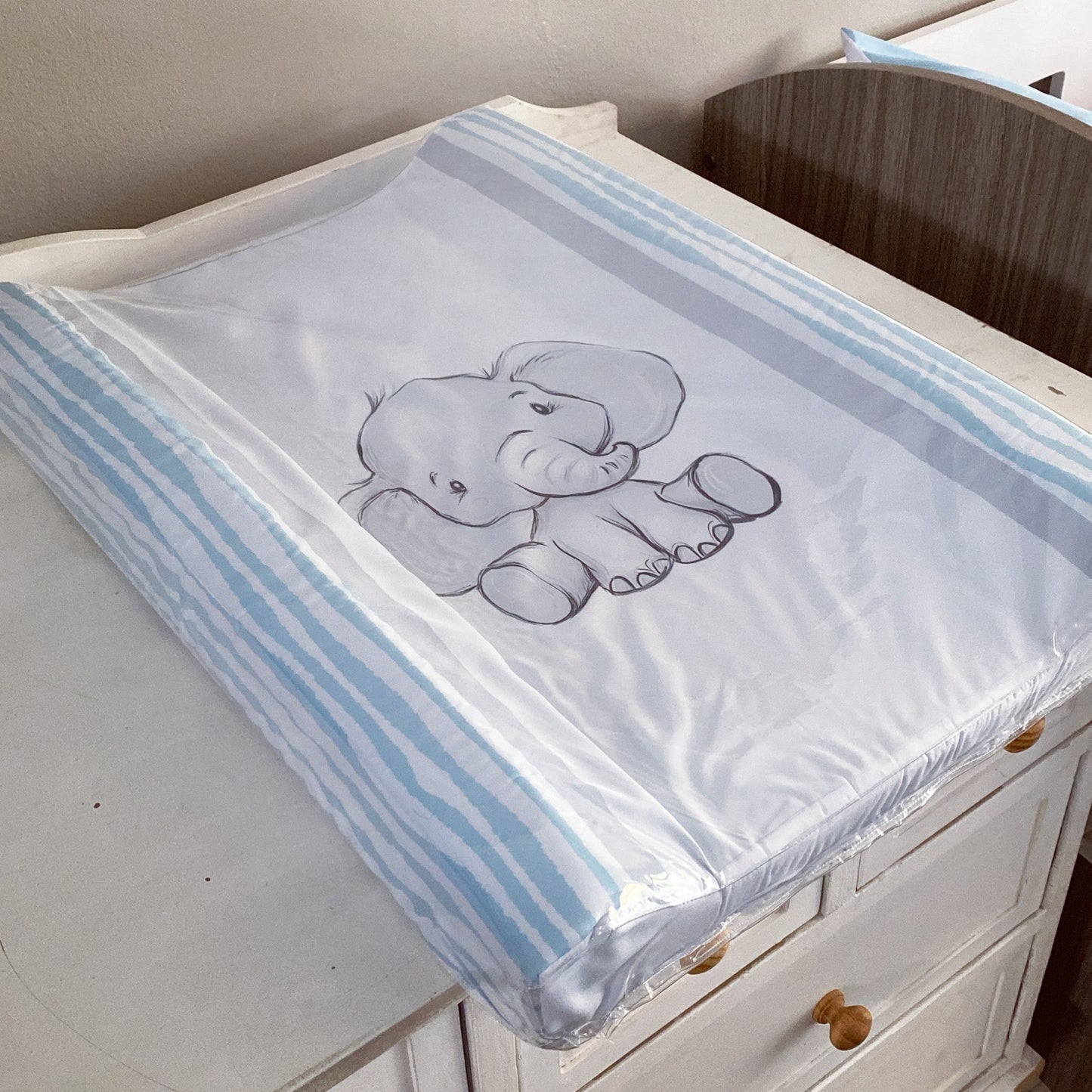 Cot Bedding - Blue Elephant set 01