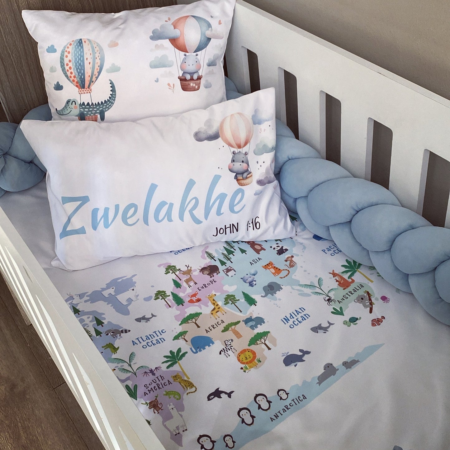 Cot Bedding - World Map Set 01
