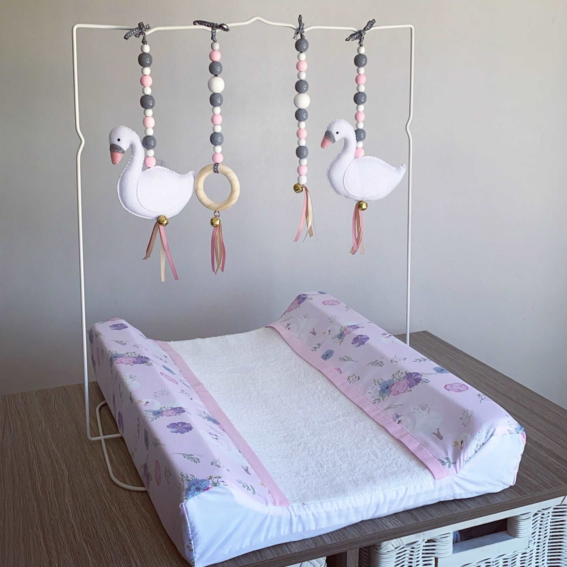 Cot Bedding - Pink Swan Set 04