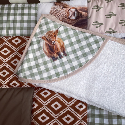 Hooded Towels - Highland Cow 01