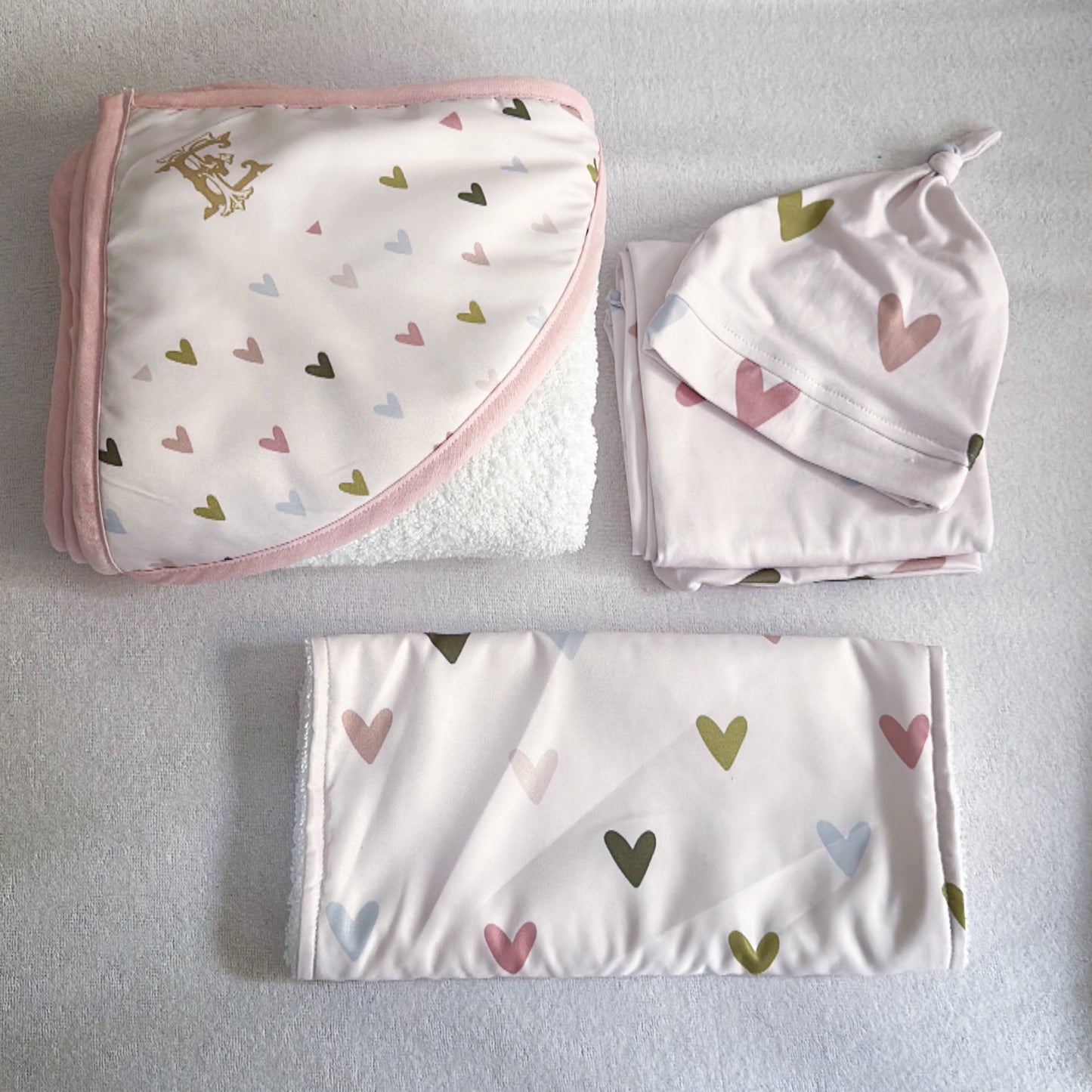 Hooded Towels - Hearts 01