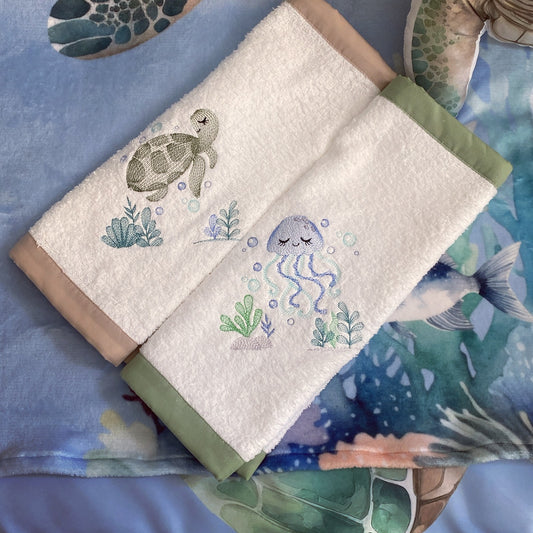 Burpcloths - Coral Turtle 01