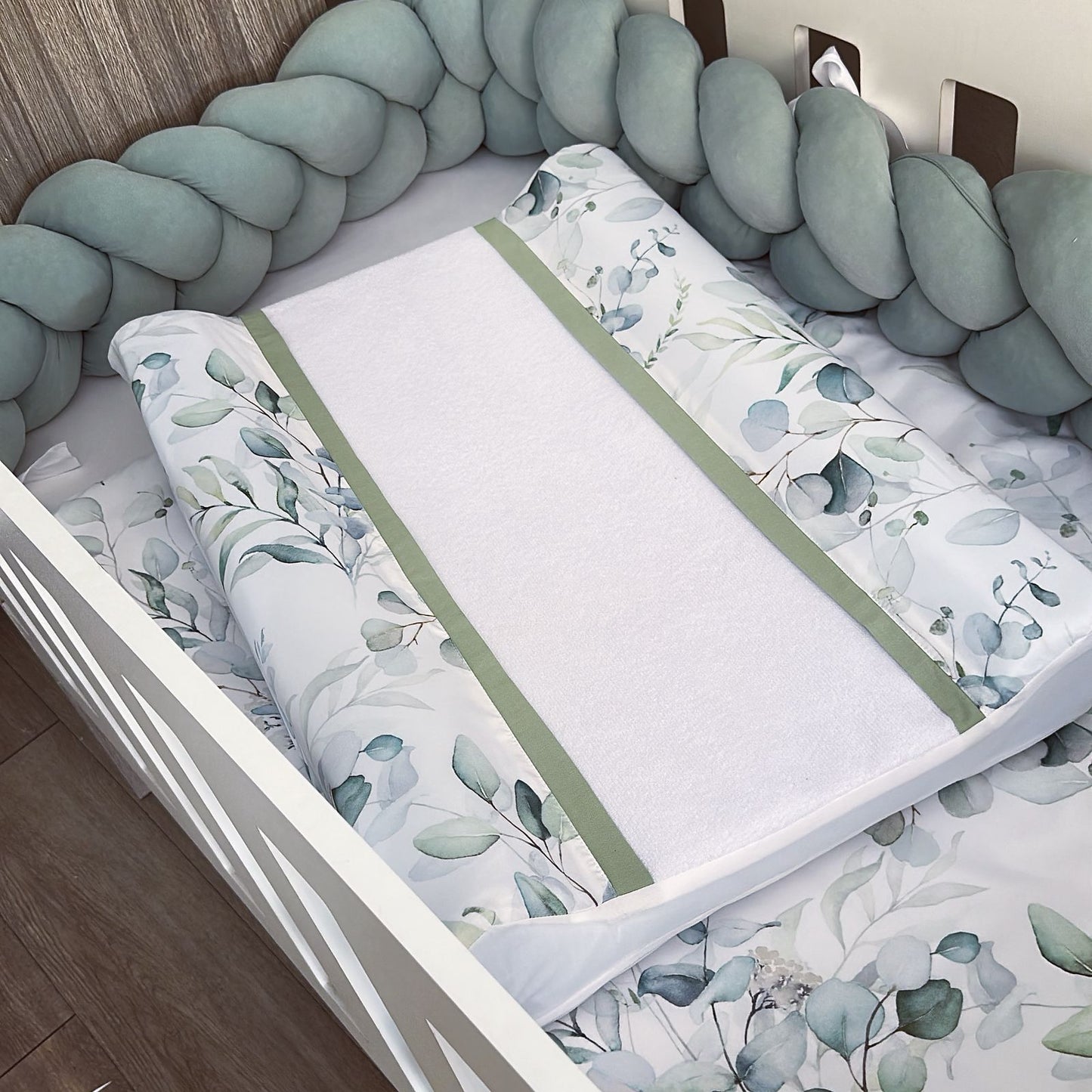 Cot Bedding - Eucalyptus Leaf Set 03
