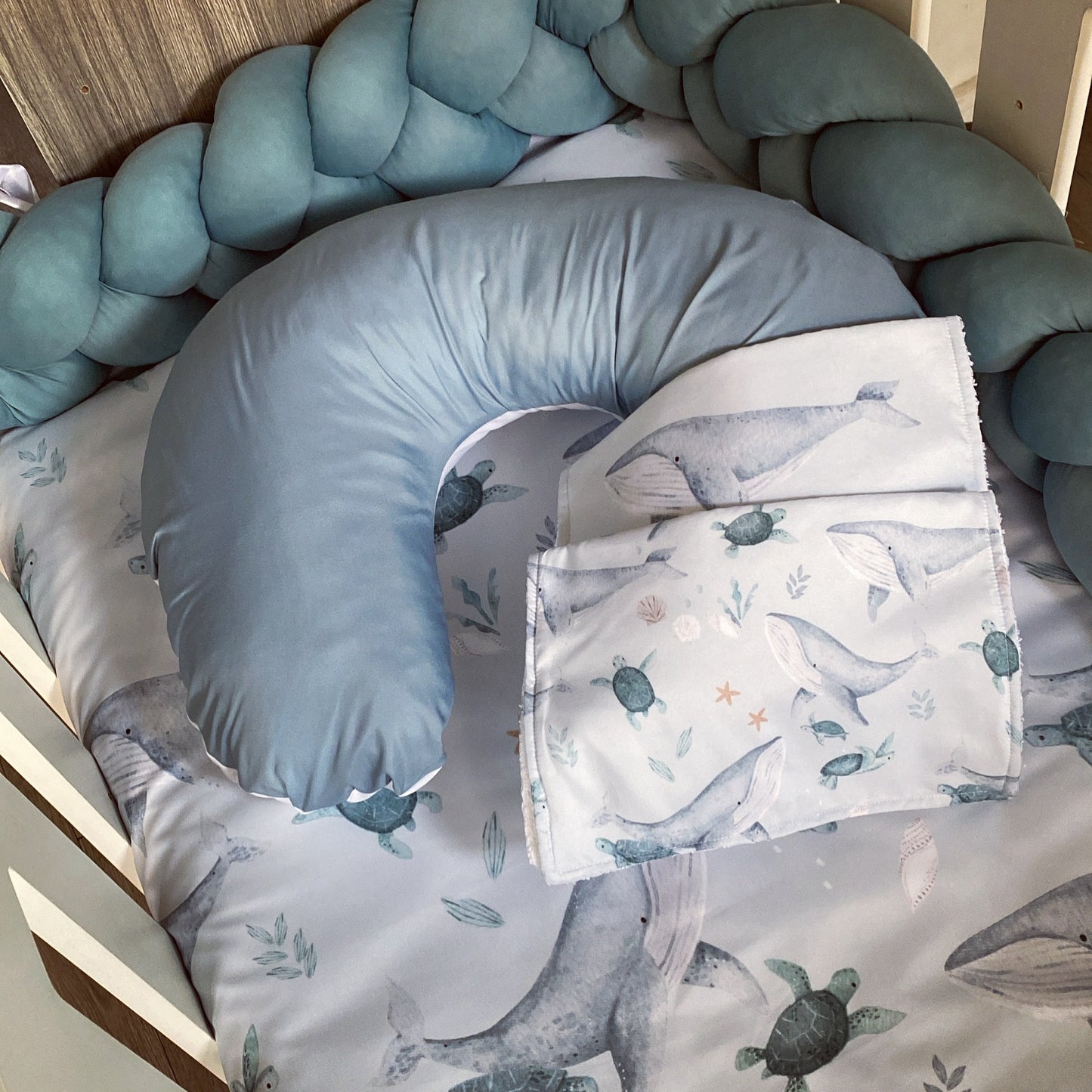 Cot Bedding - Whale Set 02