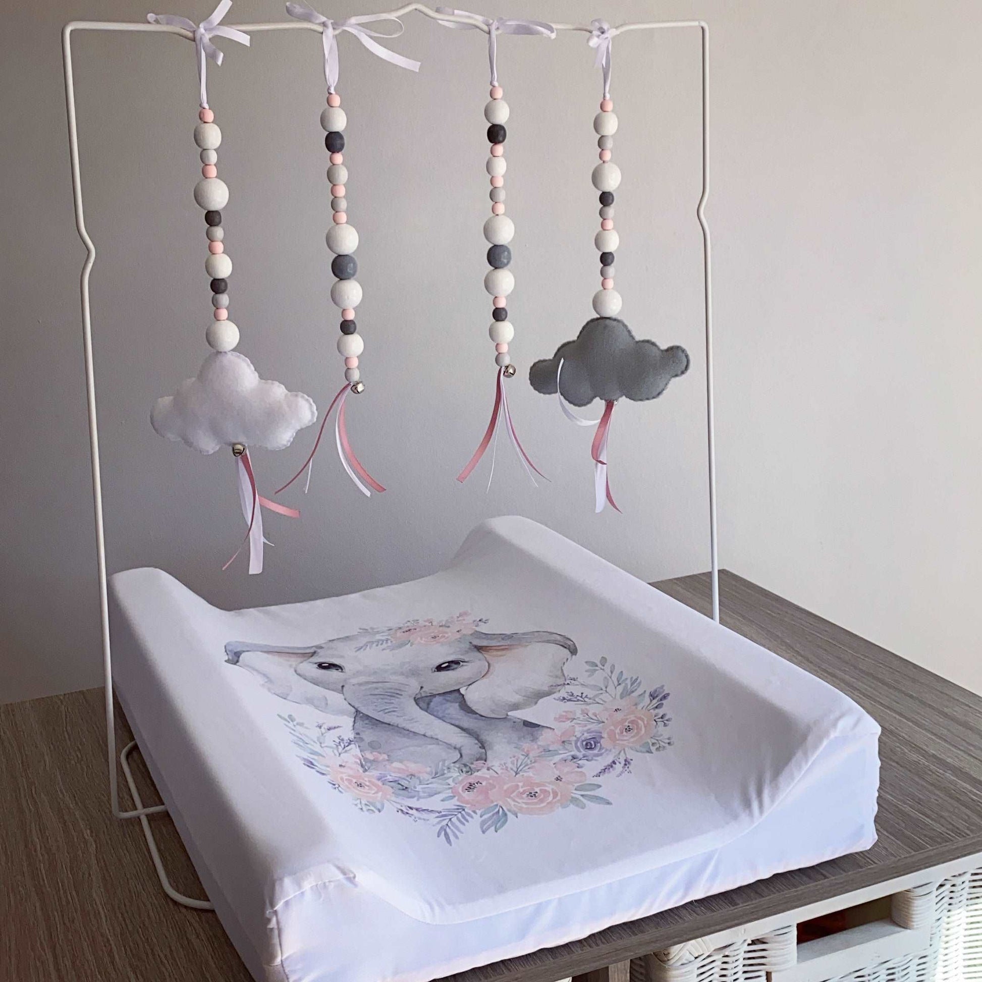 Cot Bedding - Pink Elephant set 06