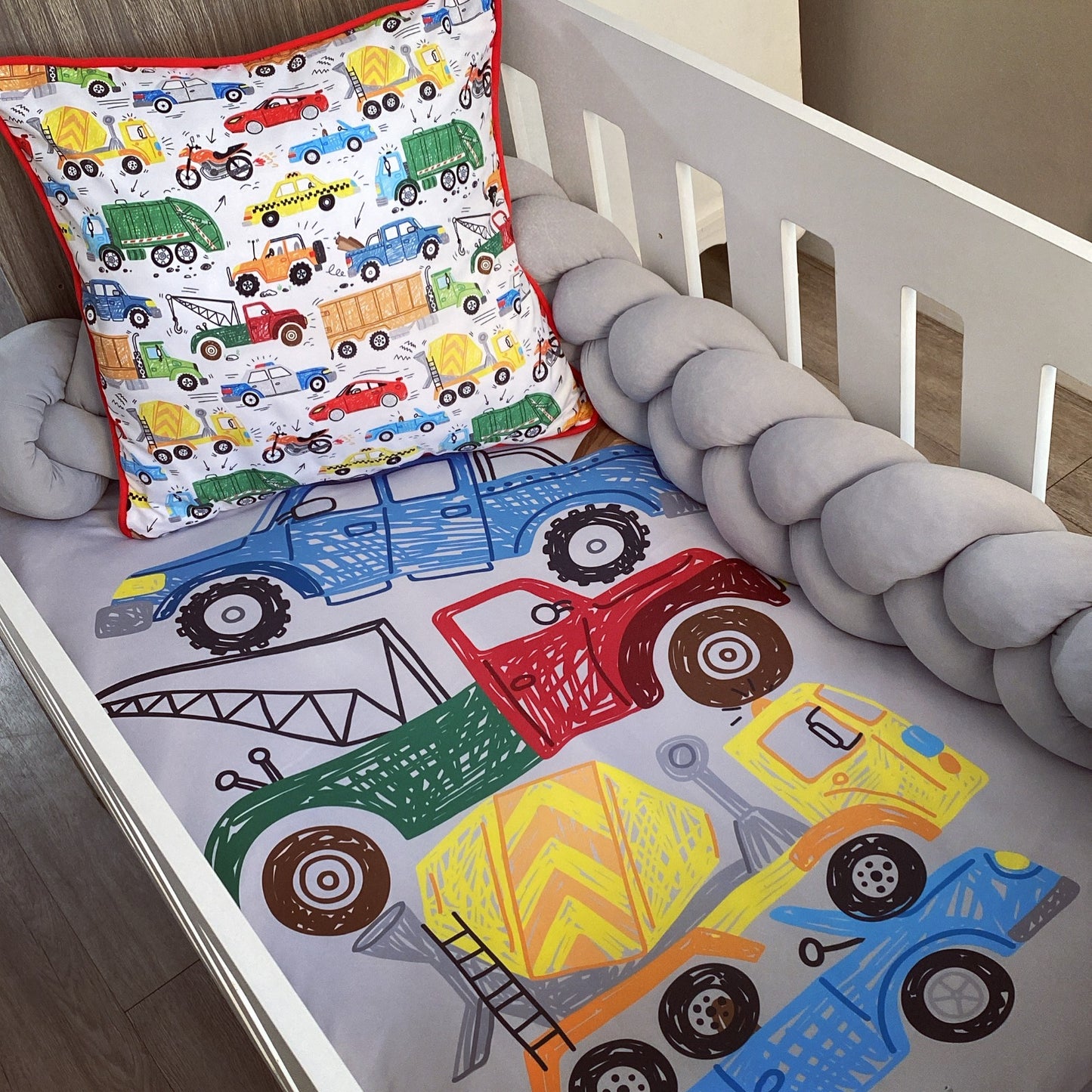 Cot Bedding - Transport Set 02