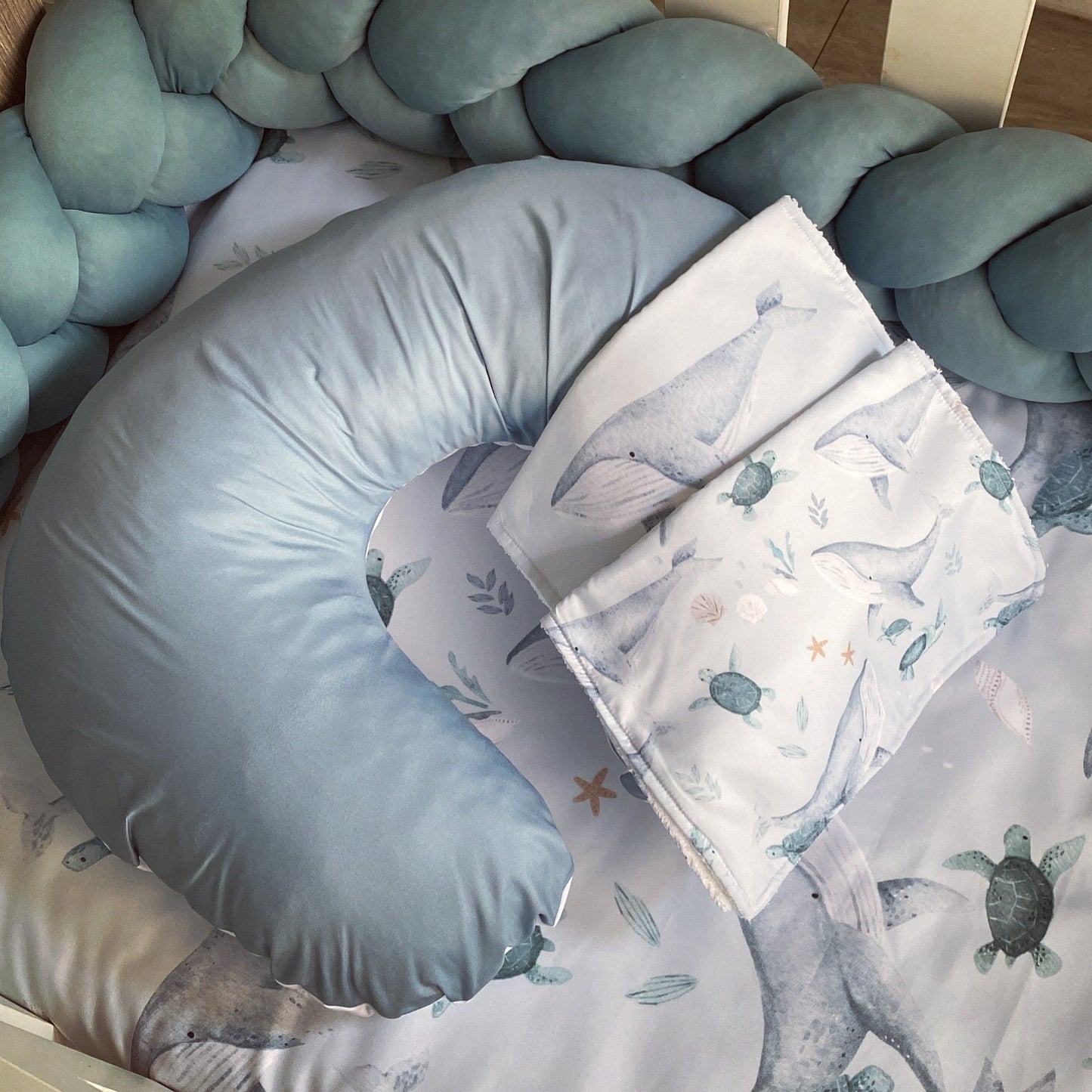 Cot Bedding - Whale Set 02