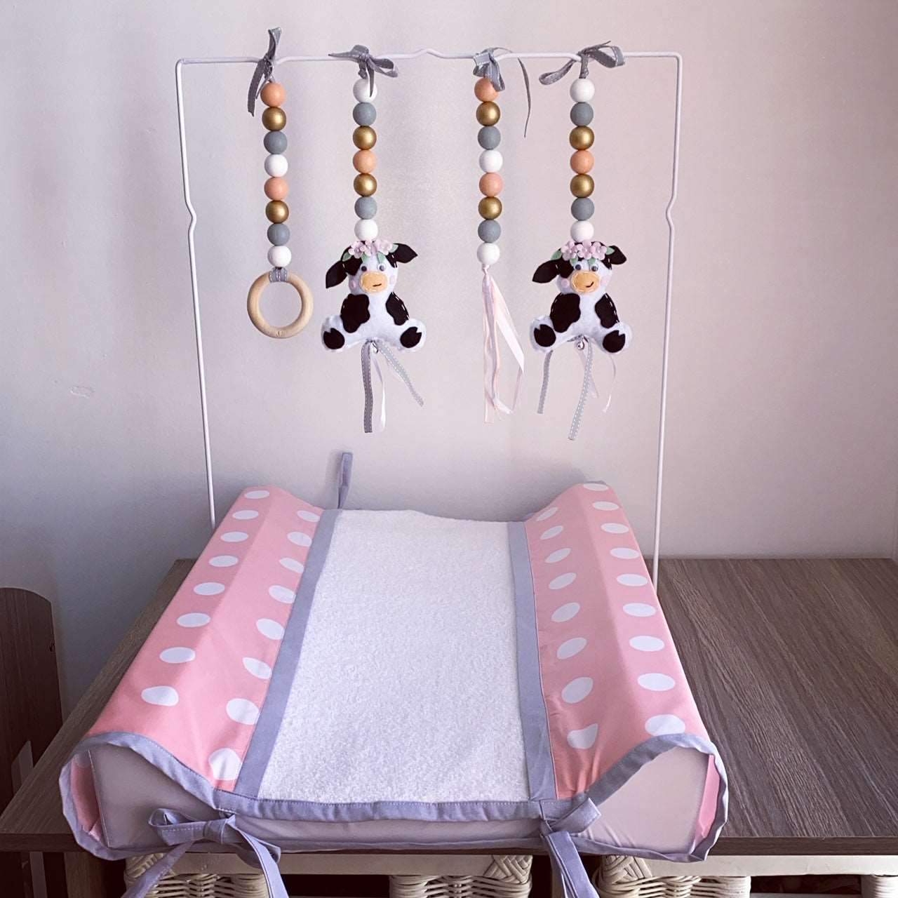Cot Bedding - Coral Cow Set 01