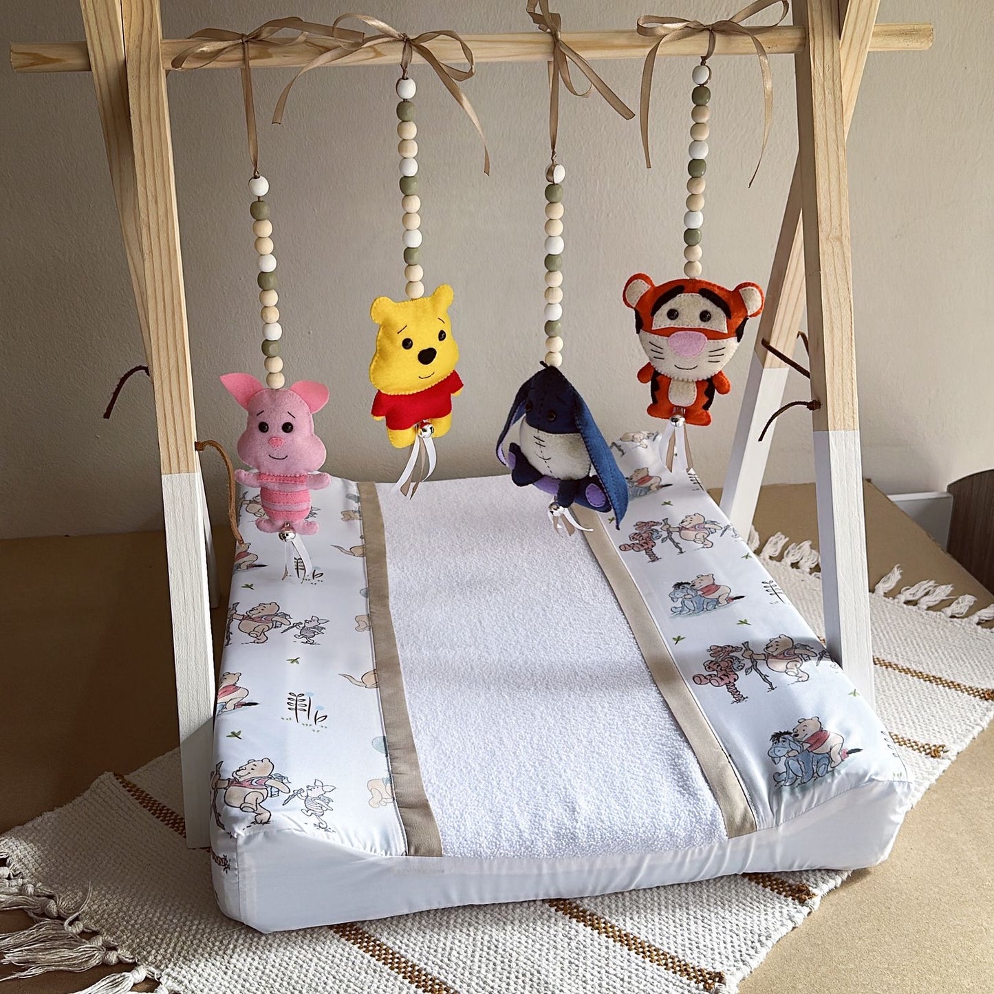 Cot Bedding - Winnie the pooh set 05