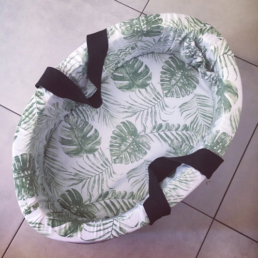 Carry Cot - Leaf 05