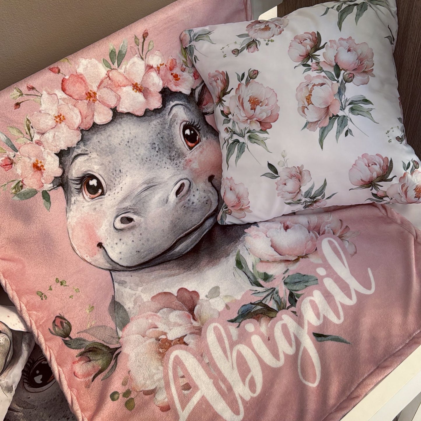 Cot Bedding - Hippo Set 02
