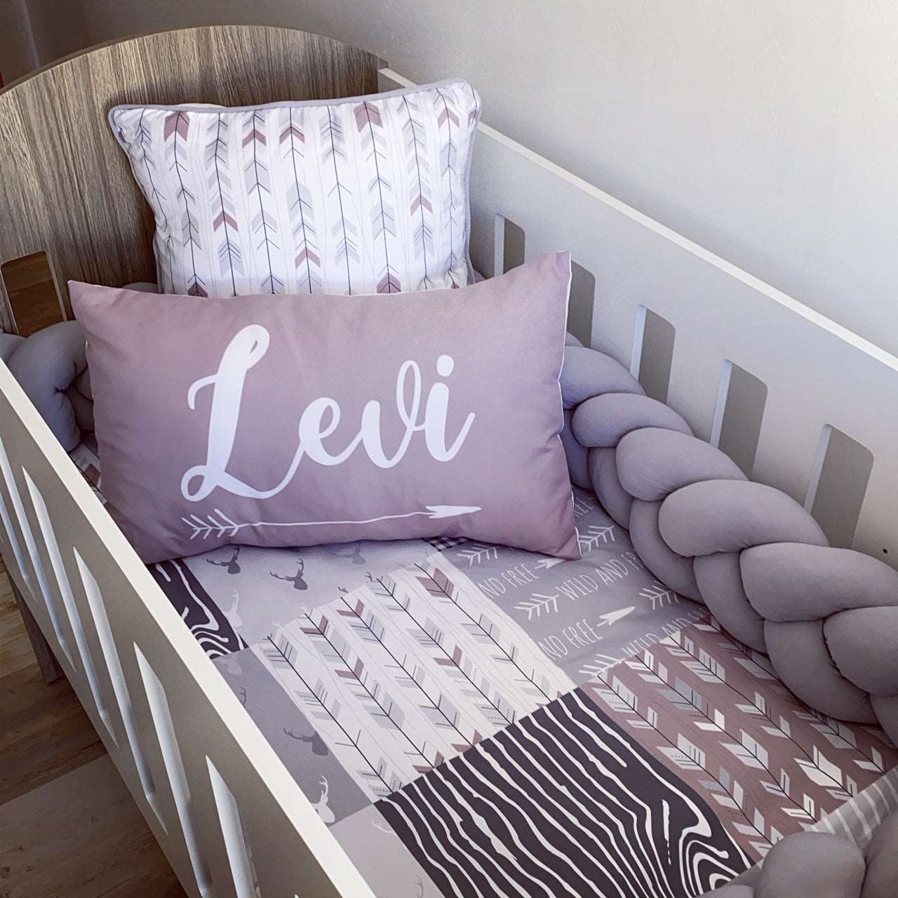 Cot Bedding - Arrow Set 01