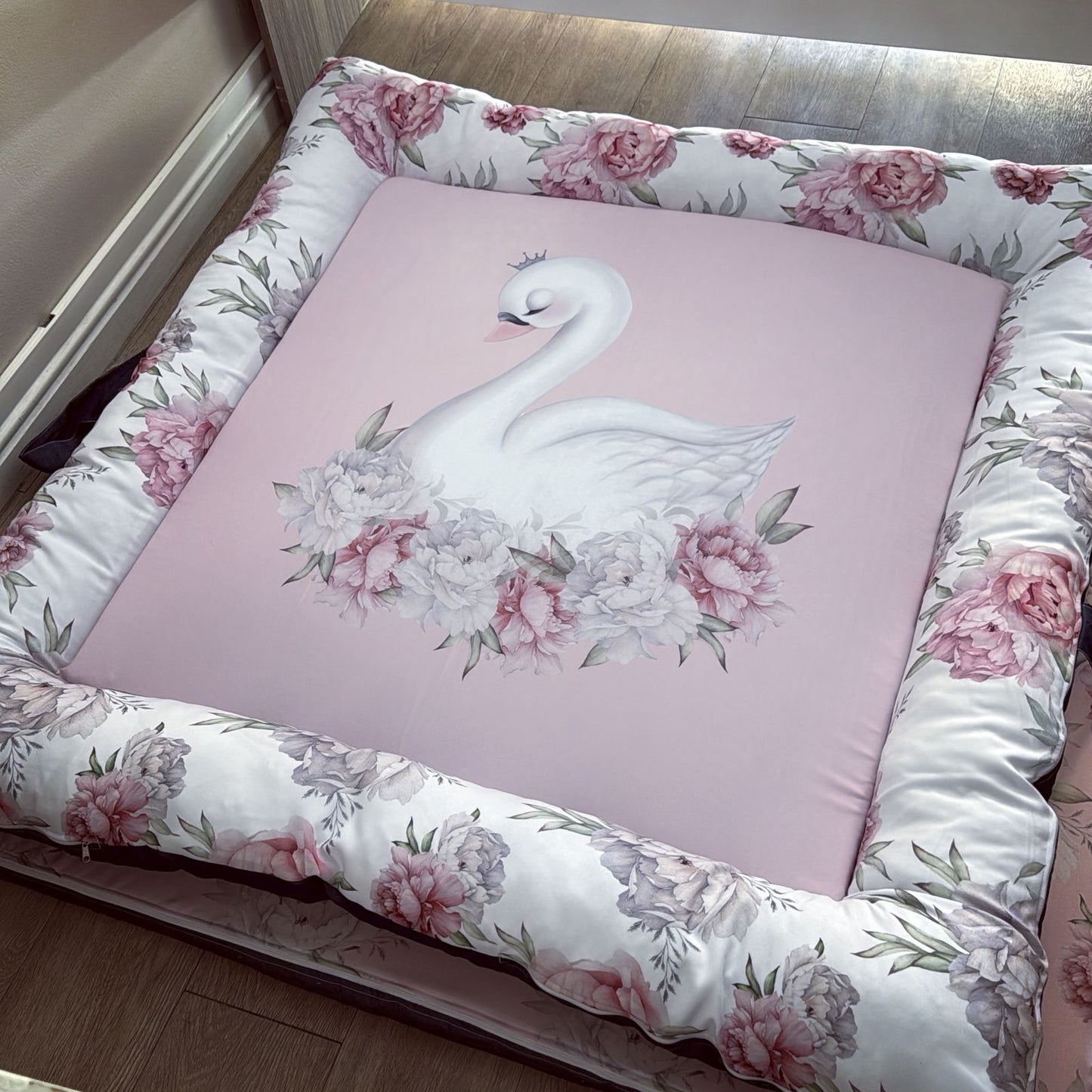 Cot Bedding - Pink Swan 03