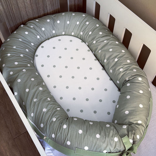 Nest - Green Polka Dots 01