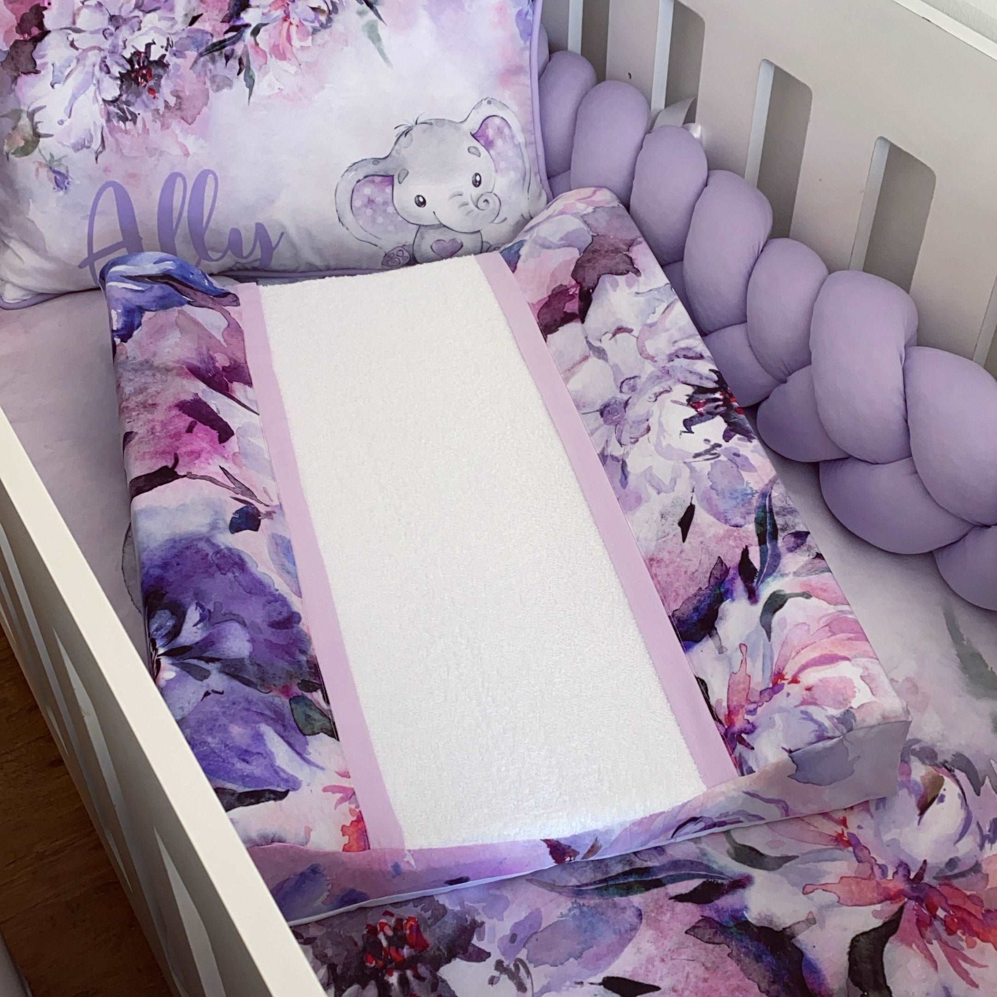 Cot Bedding - Lilac Elephant Set 01