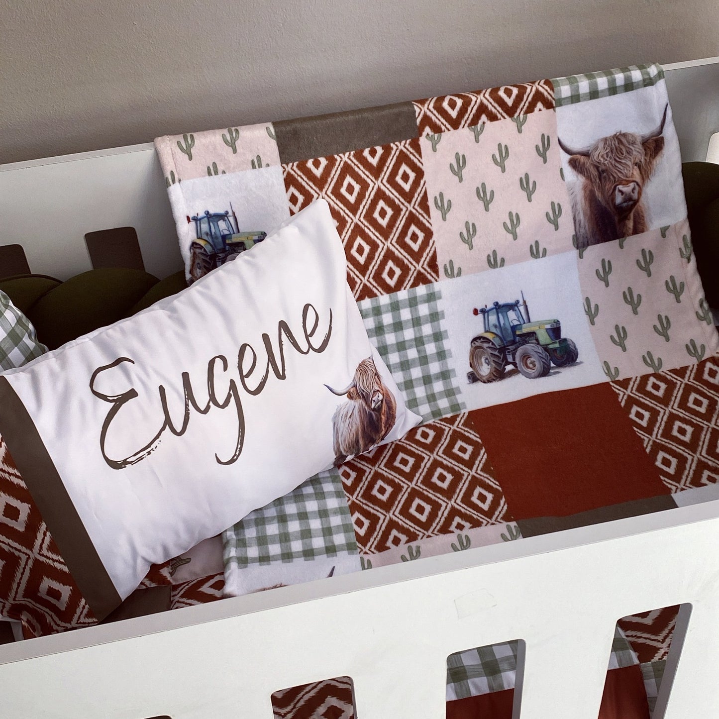 Cot Bedding - Sage Highland Cow Set 01