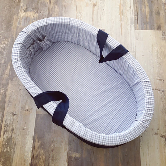 Carry Cot - Grey Check 01