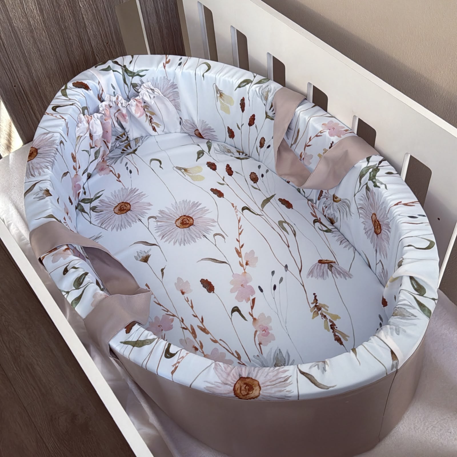 Carry Cot - Floral 02