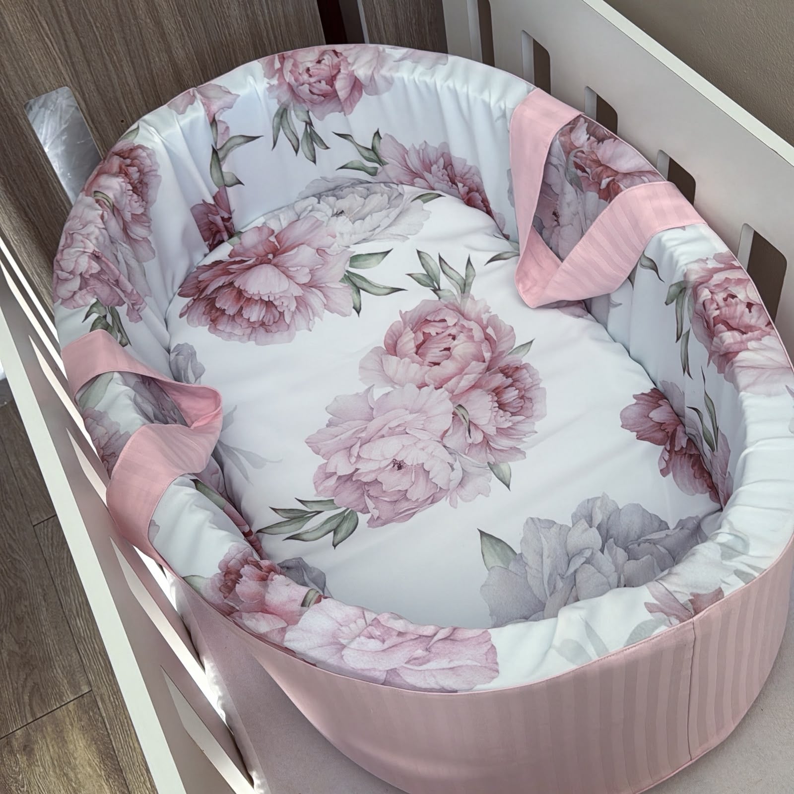 Carry Cot - Peony 03